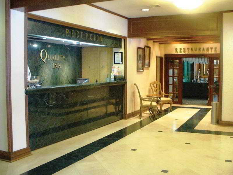 Quality Inn Chihuahua San Francisco Buitenkant foto